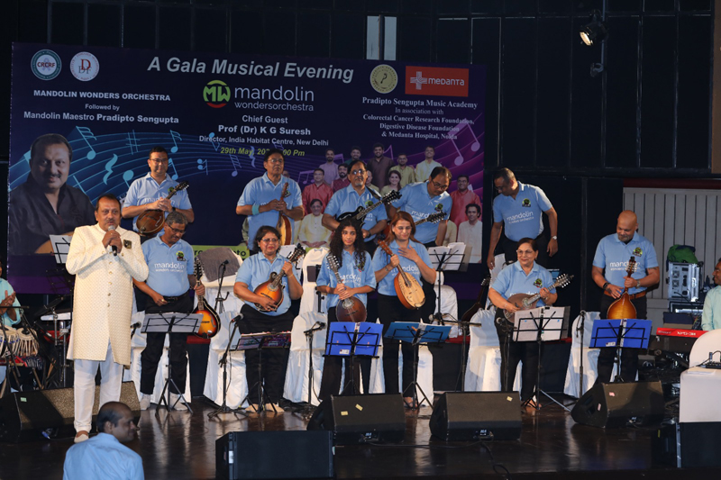 Mandolin Wonders Orchestra performance